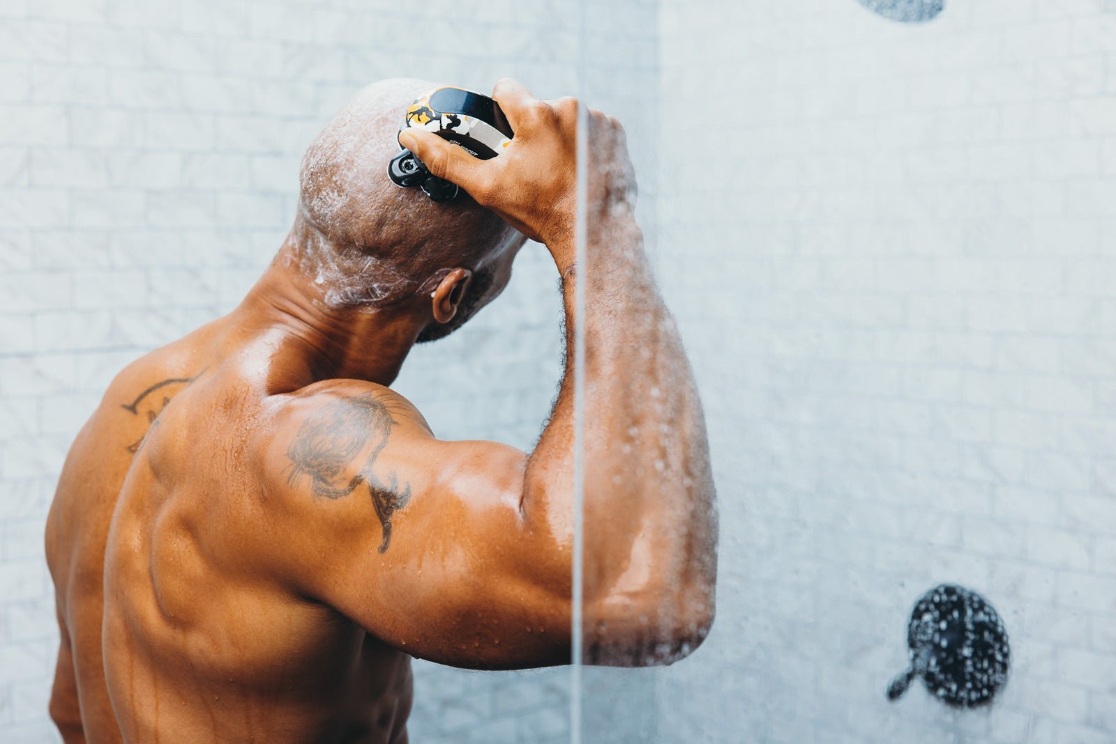 Everything You Need To Know About Dry and Wet Shaving - The Cut Buddy